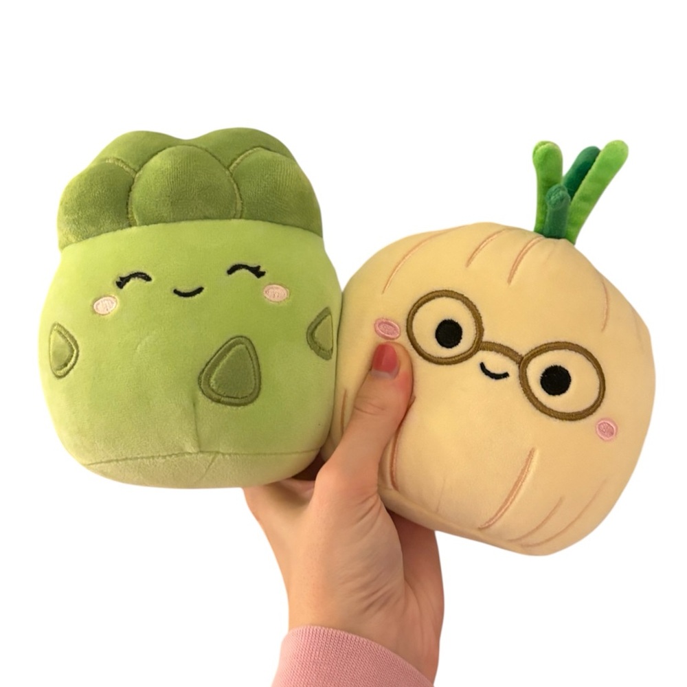 SOLD Squishmallows Bundle 5 Inch asparagus Anara and Isolde Onion stuffed toy